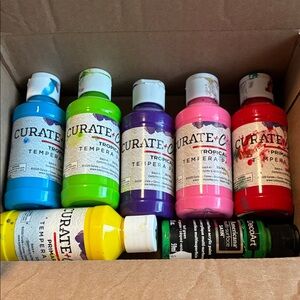 Tempera Paint Set - Vibrant Colors